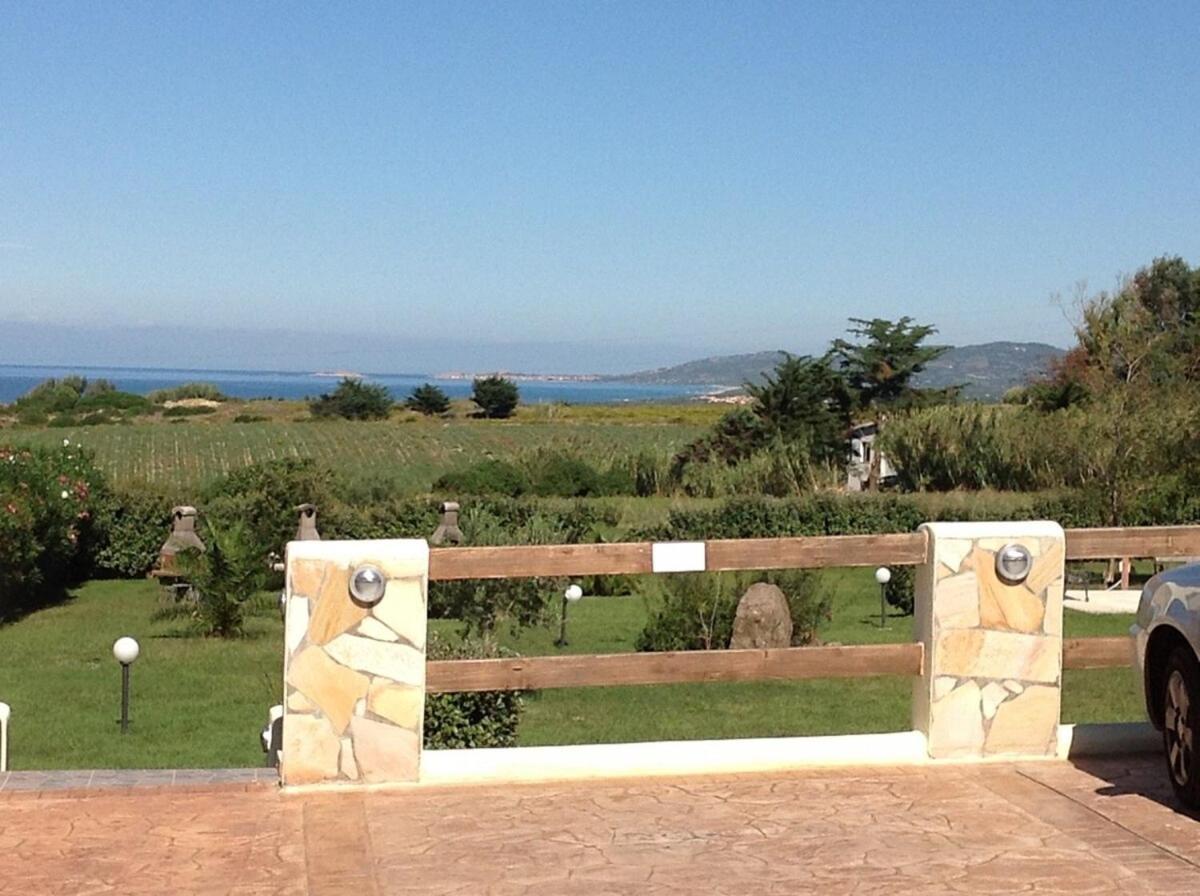 ואלדוריה Appartamenti Isola Rossa מראה חיצוני תמונה